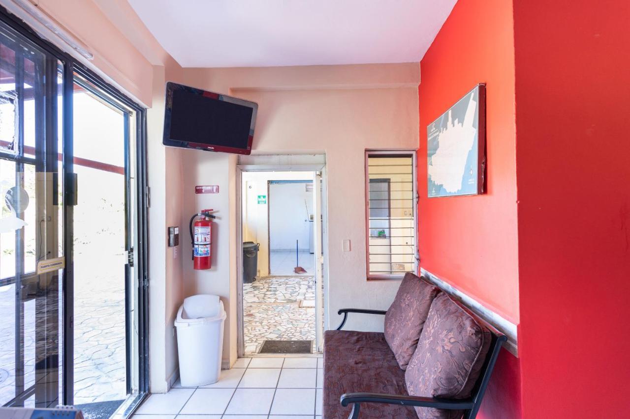 צ'טומאל Hotel Costa Azul מראה חיצוני תמונה