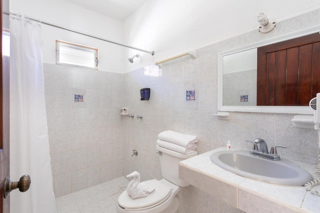 צ'טומאל Hotel Costa Azul מראה חיצוני תמונה