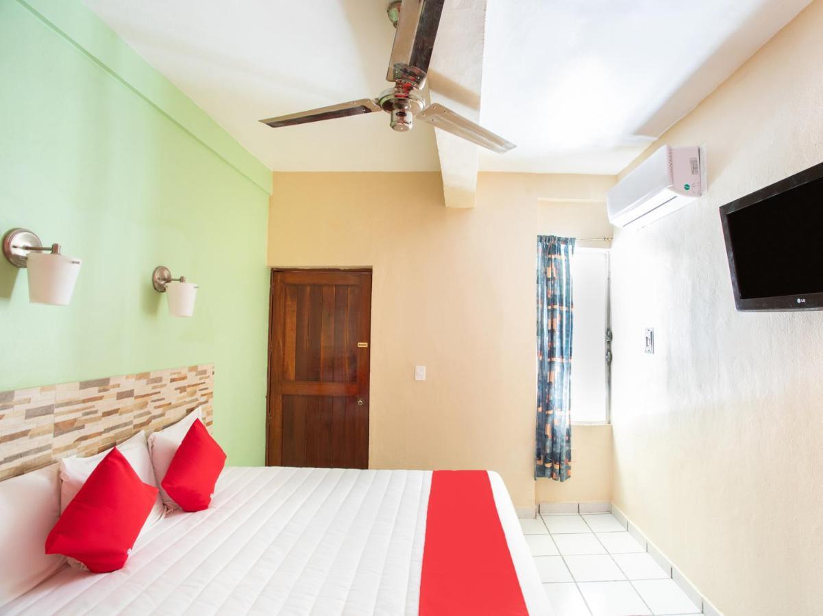 צ'טומאל Hotel Costa Azul מראה חיצוני תמונה
