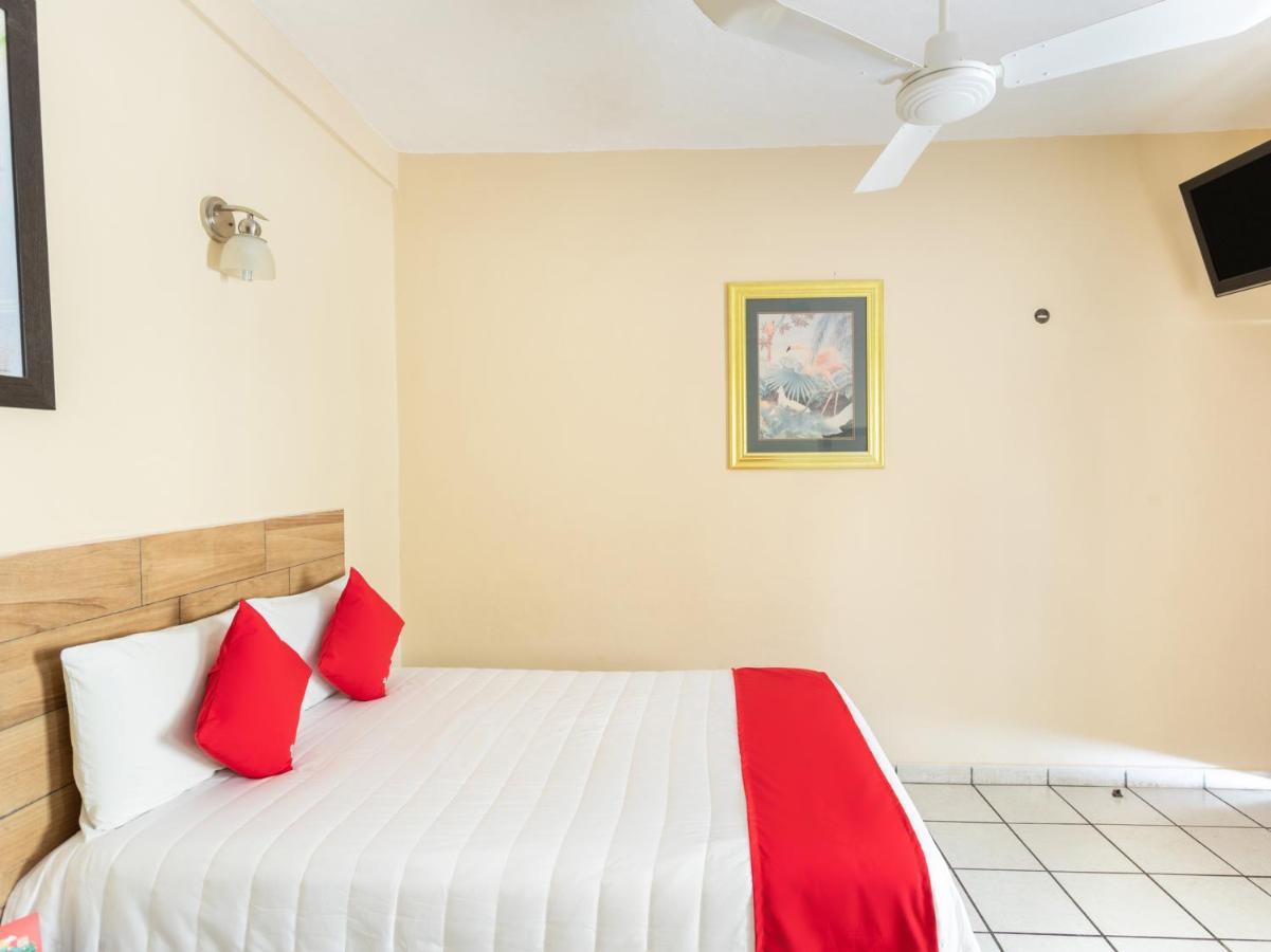צ'טומאל Hotel Costa Azul מראה חיצוני תמונה