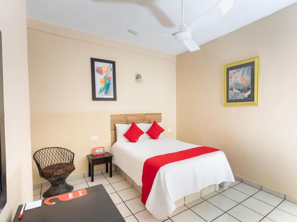 צ'טומאל Hotel Costa Azul מראה חיצוני תמונה