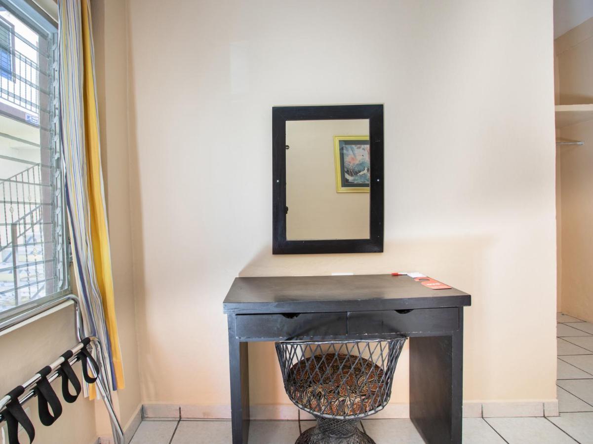 צ'טומאל Hotel Costa Azul מראה חיצוני תמונה